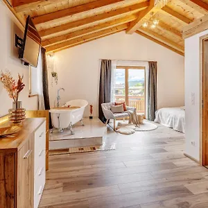 Ferienhaus Wiesner Ab September Bis Mai Ohne Frühstück, Rotta
