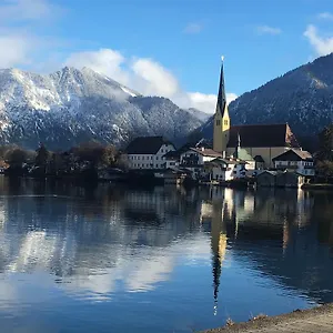 Ferienhaus Ferientraum Kobellstrasse, Rotta